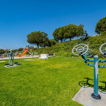 Marina Garden Готель Албуфейра